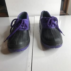 Kamik, waterproof shoes size 7